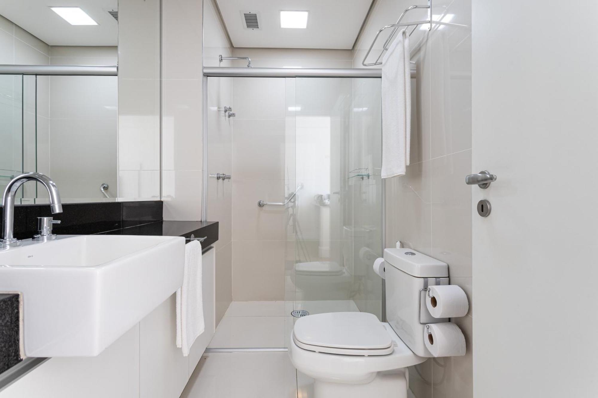Casai Ap C/ Lavanderia E Garagem Vila Olimpia São Paulo